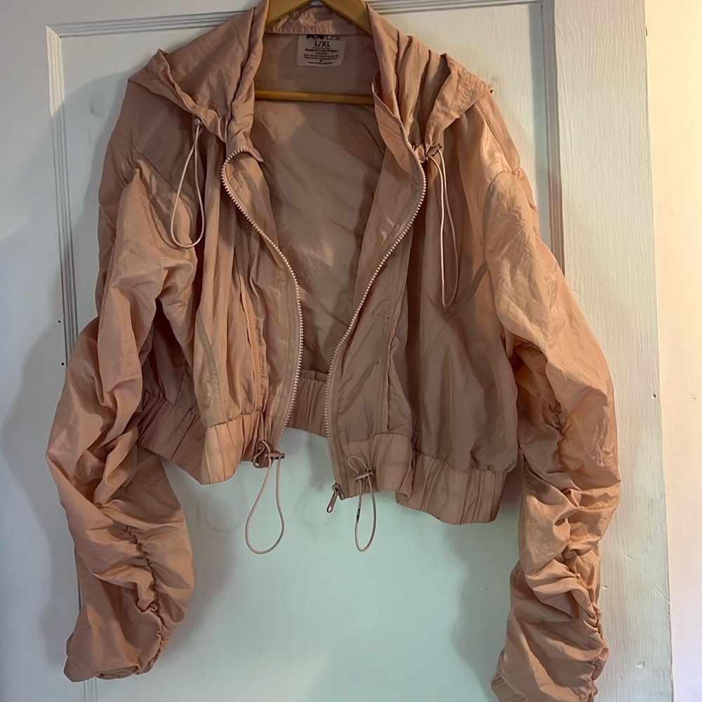 Pop flex pink cropped jacket